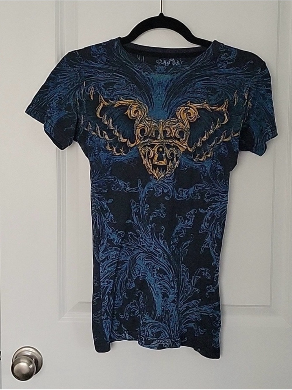 Sinful by Affliction Black & Blue Graphic Skull Wing Tee